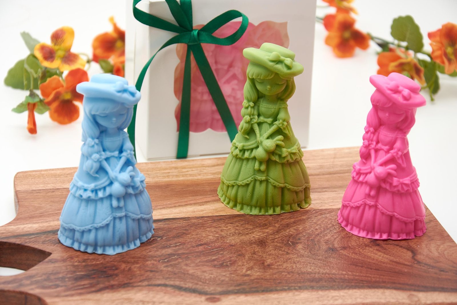 Princess and Doll Soap Bar Figurine, Baby Shower Gift for Baby Girl, Baptism Favours for Guests, Parties Keepsake