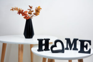 Home decorative letter ornament Original Decoration word home Romantic decor with love heart Housewarming gift